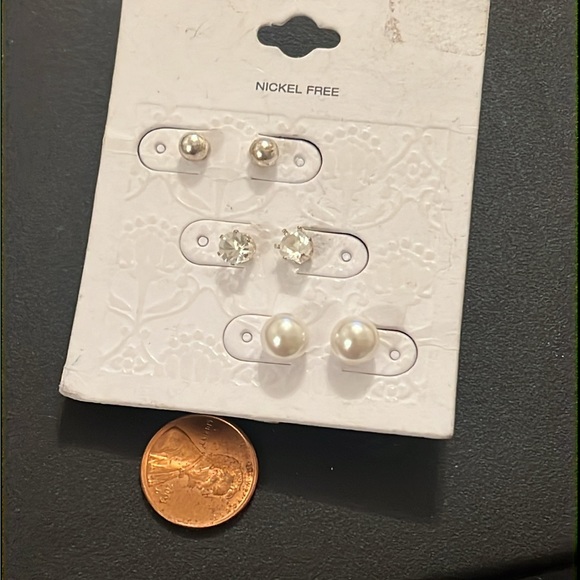 NWT A New Day Silver Tone Crystal & Pearl Stud Earring Set Of 3 - Picture 4 of 4